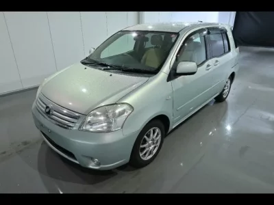 Toyota RAUM