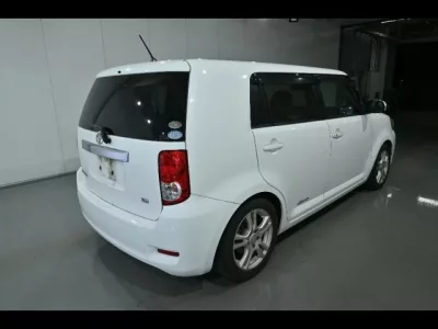 Toyota COROLLA RUMION