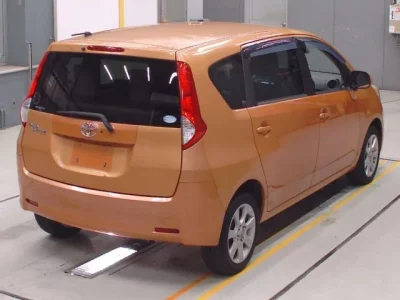 Toyota PASSO SETTE