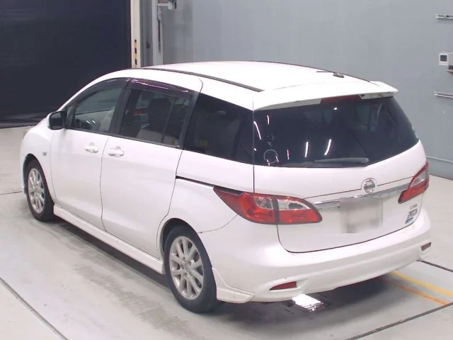 Nissan LAFESTA