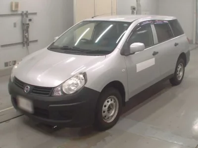 Nissan AD