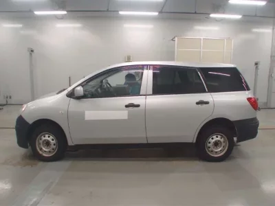 Nissan AD