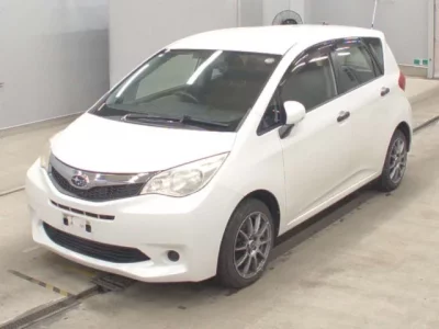 Subaru TREZIA