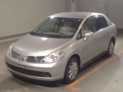 Nissan TIIDA LATIO