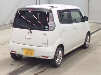 Suzuki MRWAGON