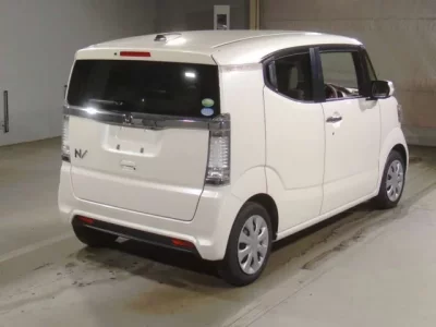 Honda N BOX SLASH