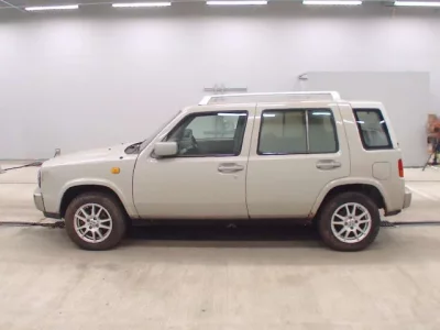 Nissan RASHEEN