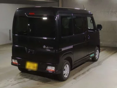 Daihatsu ATRAI VAN