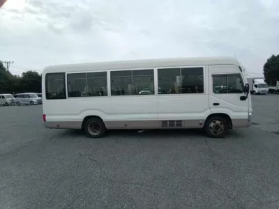 Toyota COASTER