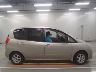 Toyota COROLLA SPACIO