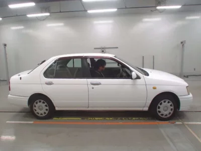 Nissan BLUEBIRD