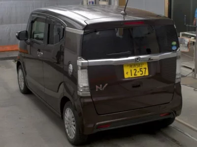 Honda N BOX SLASH