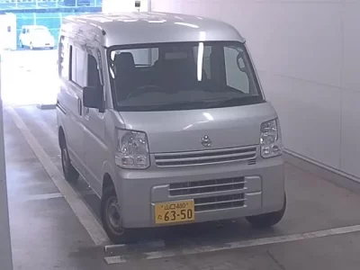 Nissan CLIPPER VAN