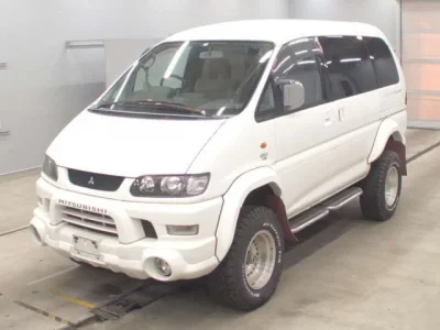 Mitsubishi DELICA