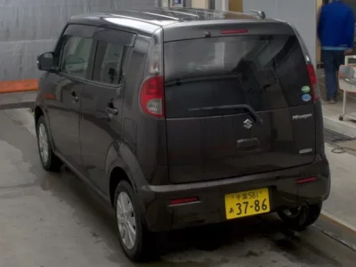 Suzuki MRWAGON