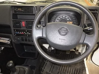 Nissan CLIPPER TRUCK