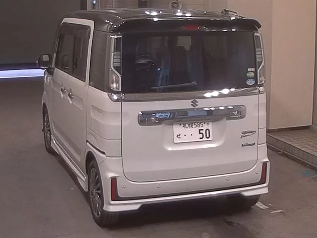 Suzuki SPACIA