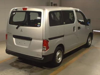 Mitsubishi DELICA