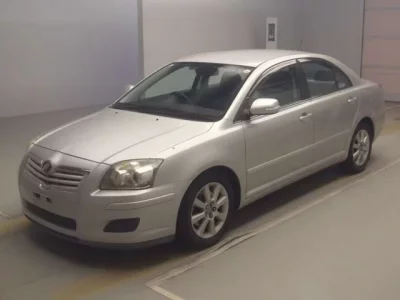 Toyota AVENSIS SEDAN