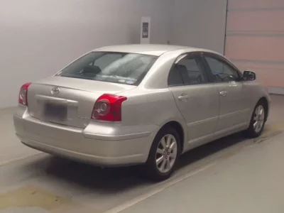 Toyota AVENSIS SEDAN