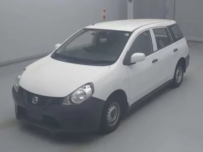 Nissan AD