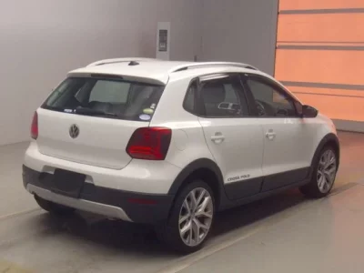 Volkswagen CROSS POLO