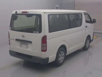 Toyota REGIUS ACE VAN