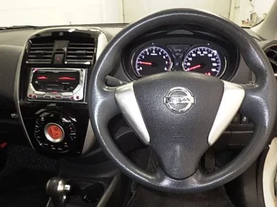 Nissan LATIO