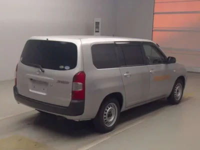 Toyota SUCCEED