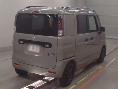 Suzuki SPACIA BASE