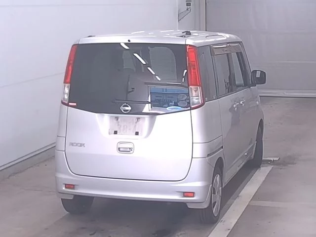 Nissan ROOX