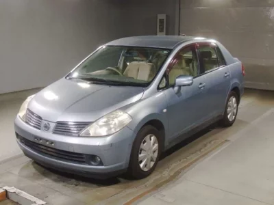 Nissan TIIDA LATIO
