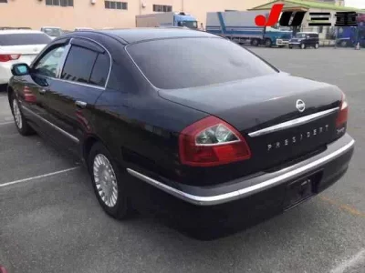Nissan PRESIDENT