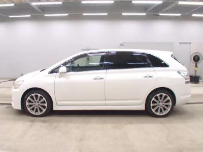 Toyota MARK X ZIO