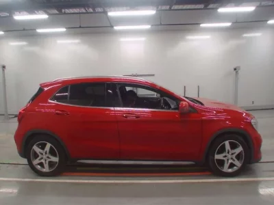 Mercedes-Benz GLA CLASS