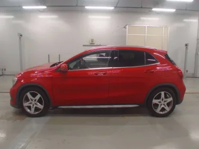 Mercedes-Benz GLA CLASS