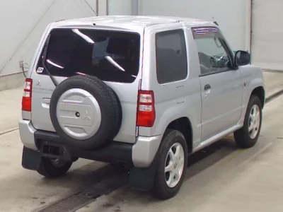 Mitsubishi PAJERO MINI
