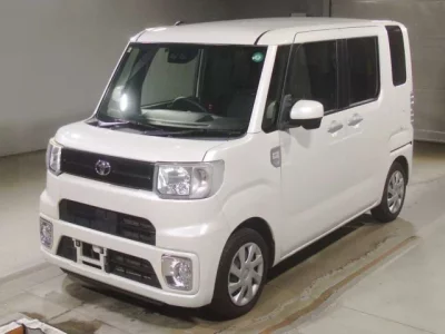 Toyota PIXIS MEGA
