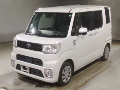 Toyota PIXIS MEGA