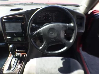Nissan STAGEA
