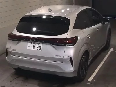 Nissan AURA