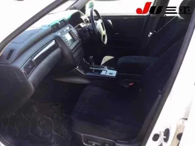 Toyota CROWN ESTATE