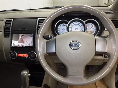 Nissan TIIDA LATIO