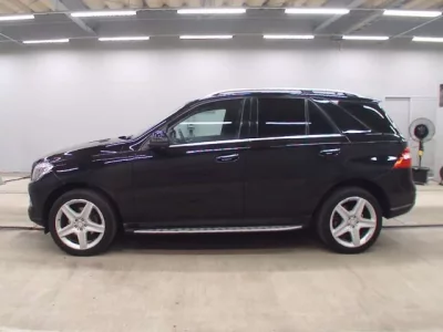 Mercedes-Benz ML CLASS