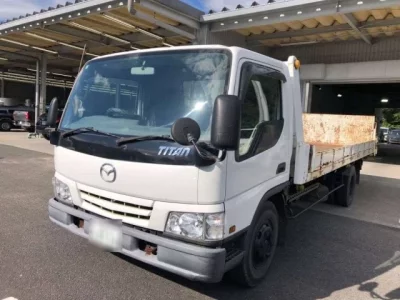 Mazda TITAN