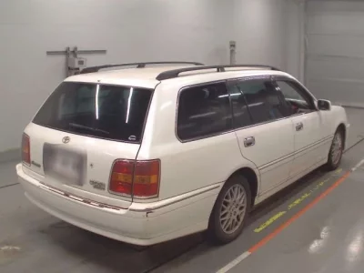 Toyota CROWN ESTATE