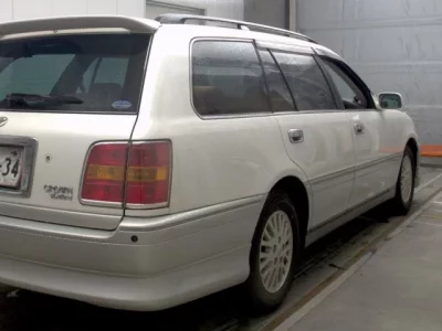 Toyota CROWN ESTATE