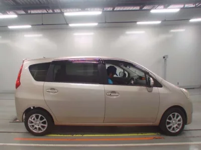 Toyota PASSO SETTE