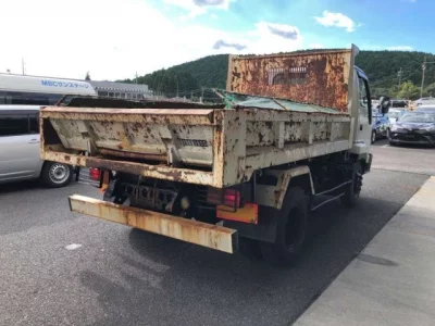 Isuzu JUSTON
