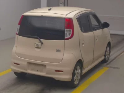 Suzuki MRWAGON